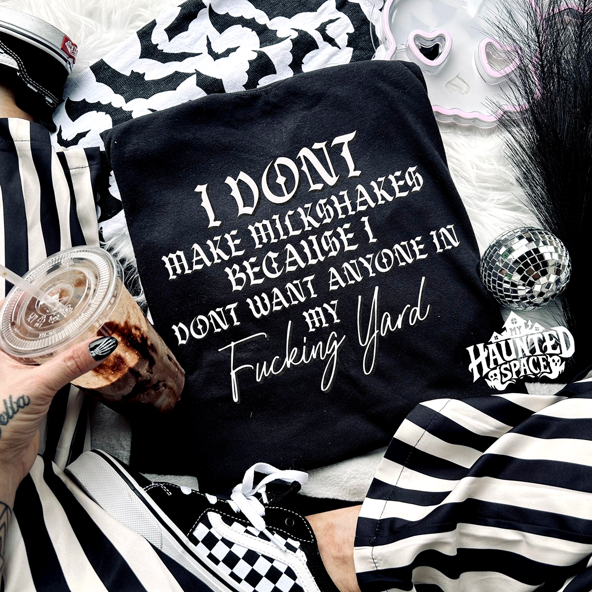 I Don't Make Milkshakes TEE