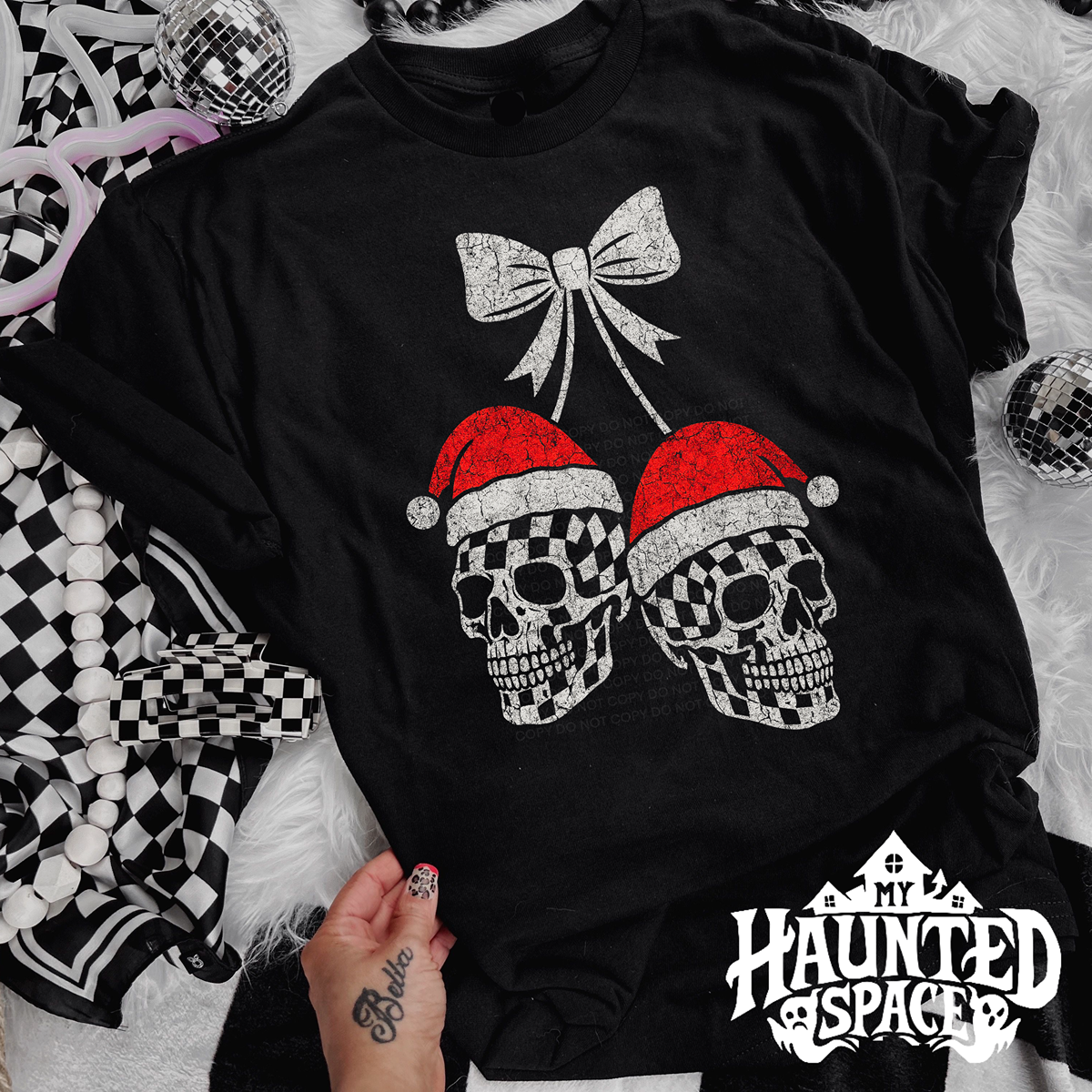 Xmas Skull Cherries TEE