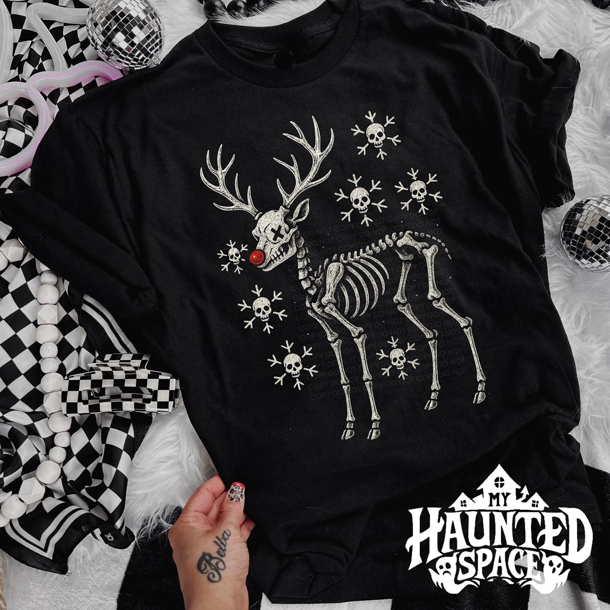 Skeleton Reindeer TEE